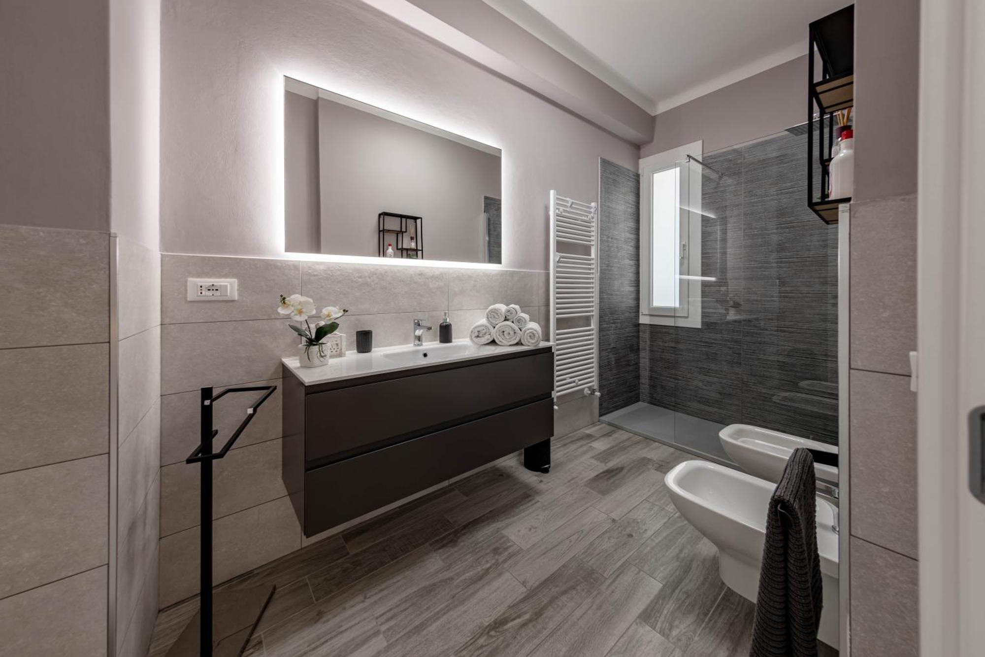Апартаменты H11 Luxury Sanremo Centro - Elegante - Casino Экстерьер фото