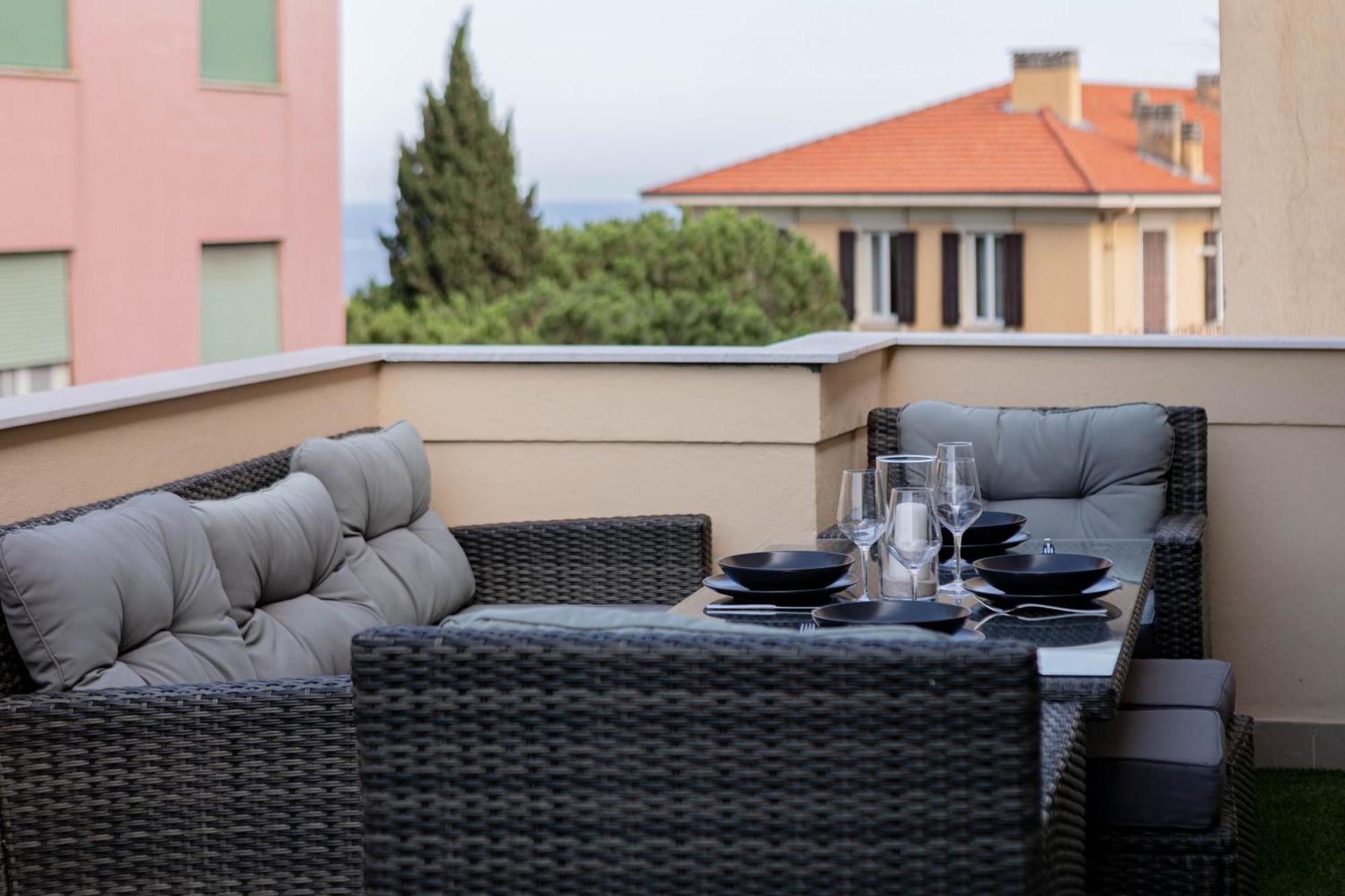 Апартаменты H11 Luxury Sanremo Centro - Elegante - Casino Экстерьер фото